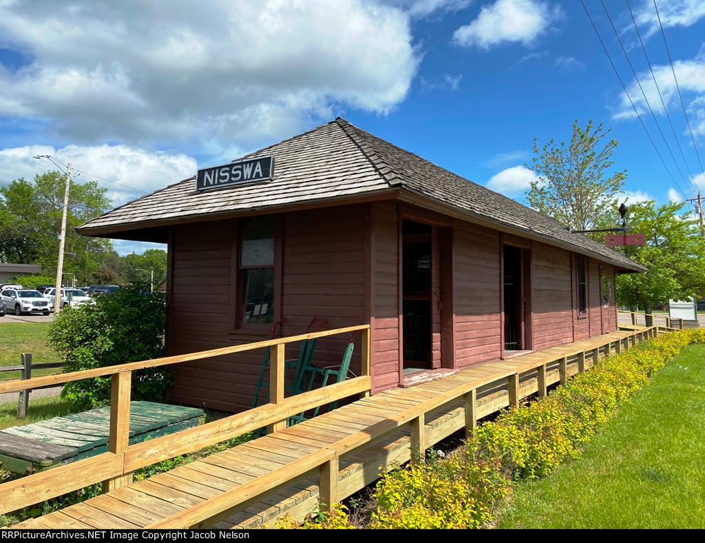 M&I depot